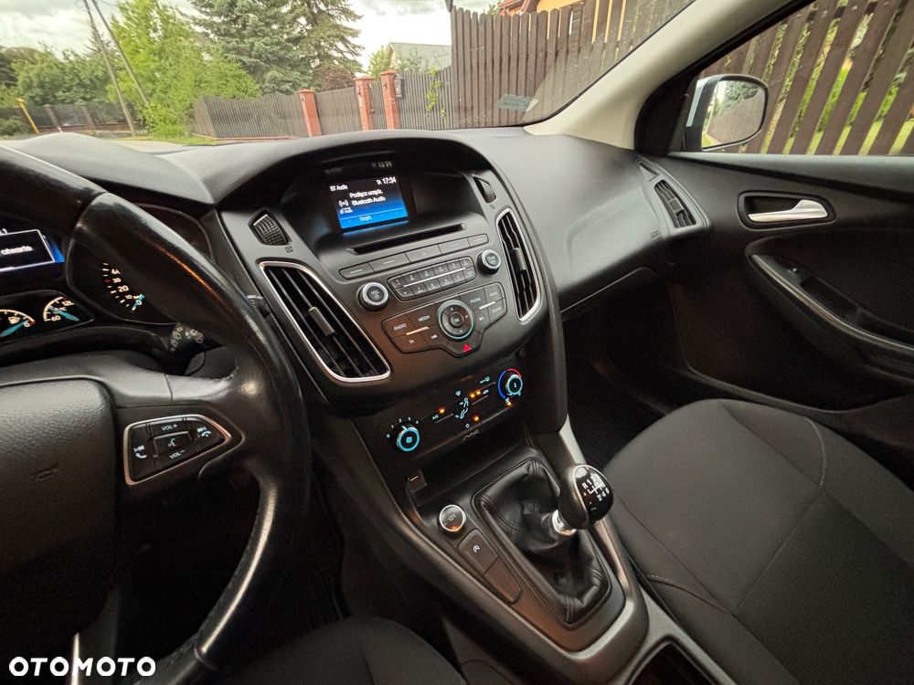 Ford Focus 1.5 TDCi SYNC Edition - 8