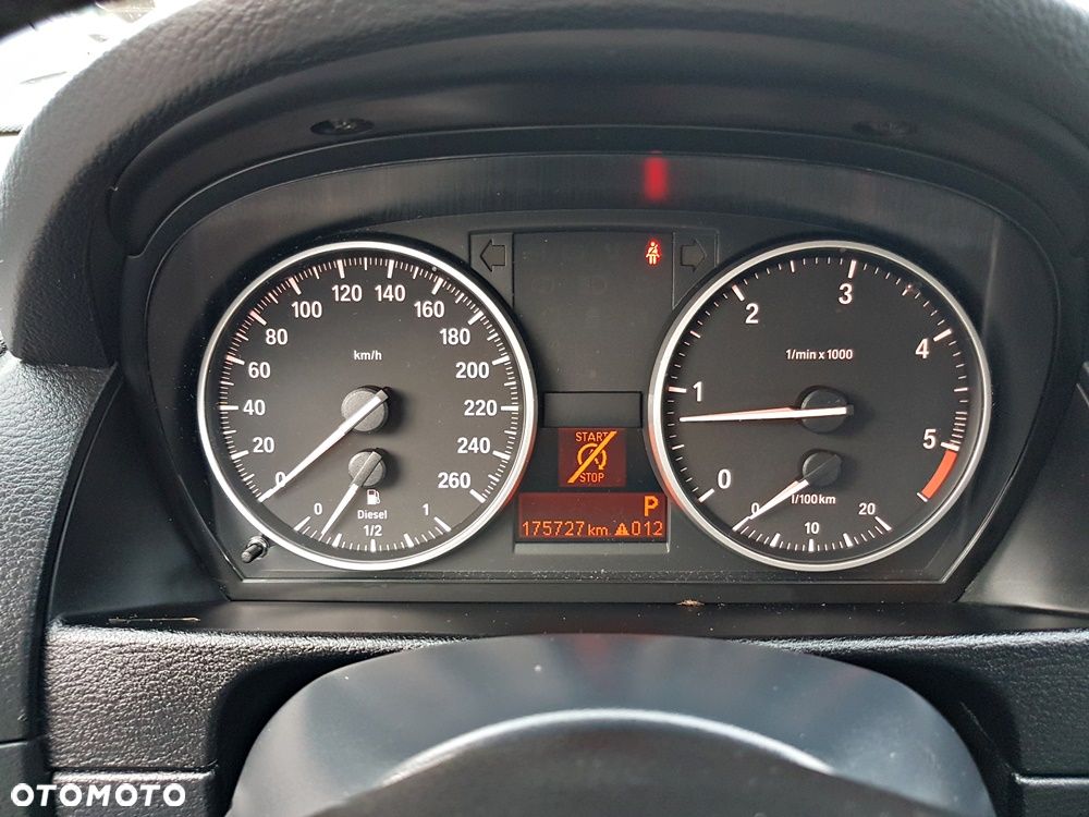 BMW X1 xDrive18d - 16