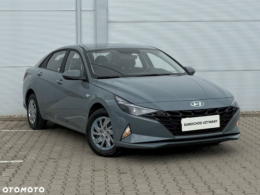 Hyundai Elantra 1.6 Modern CVT - 4
