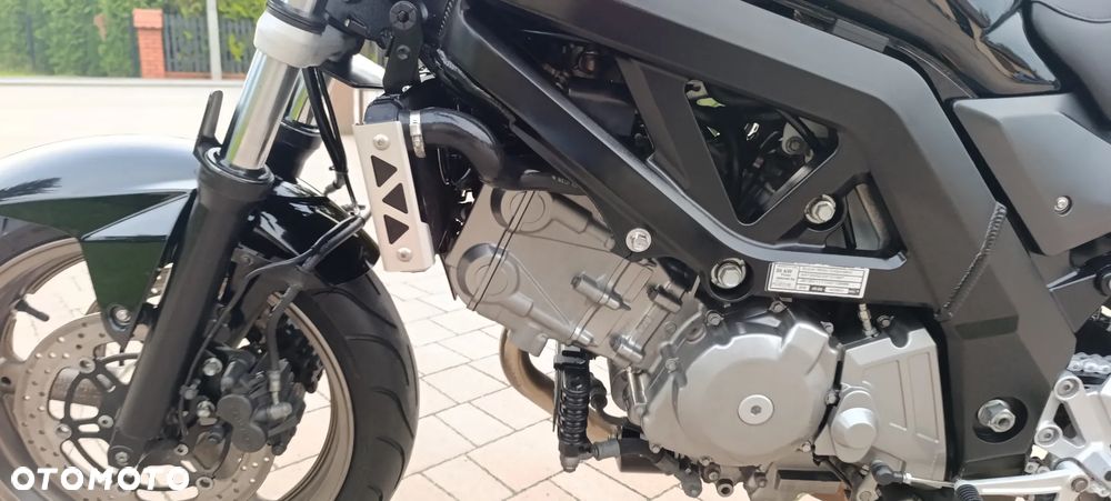 Suzuki SV - 38