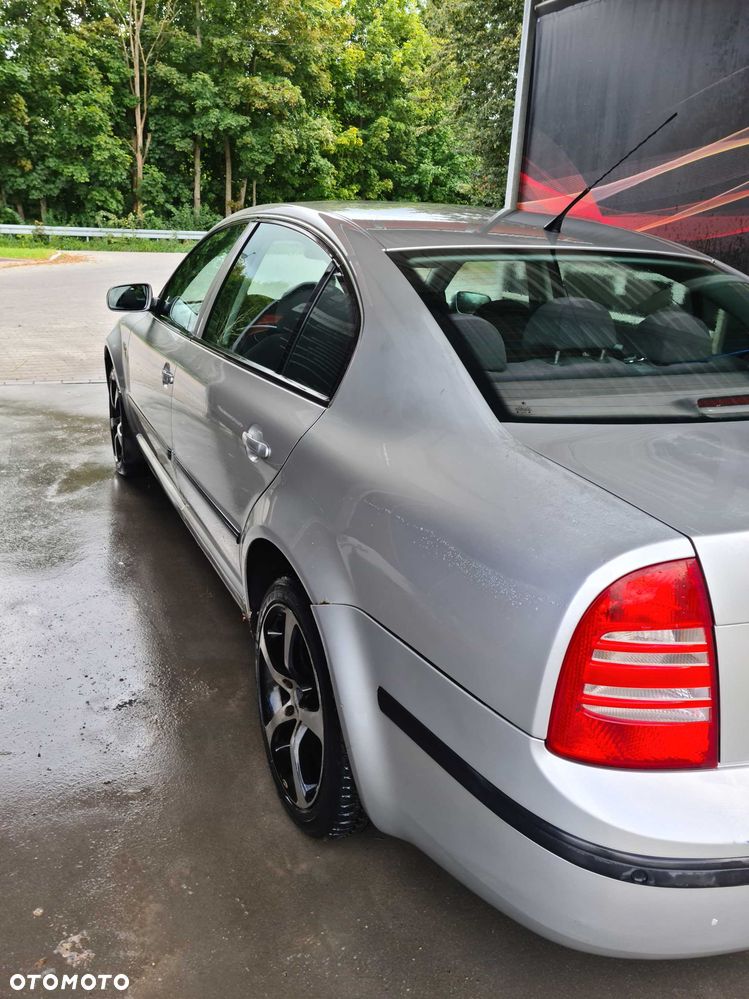 Skoda Superb - 5