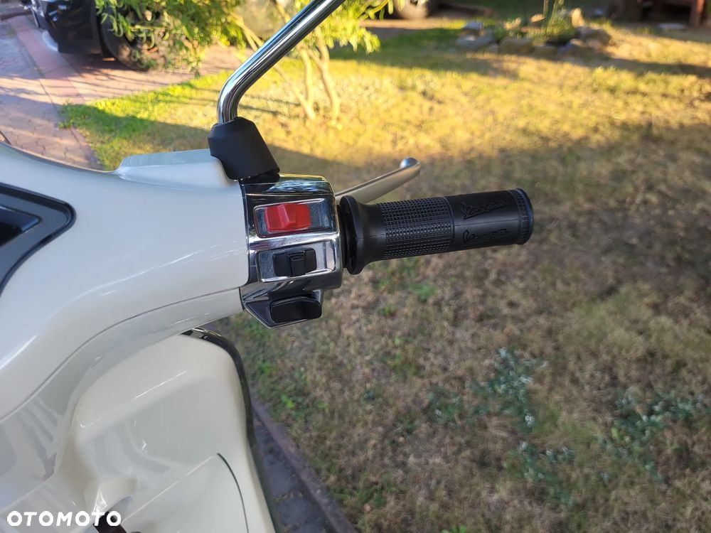 Piaggio Vespa - 31