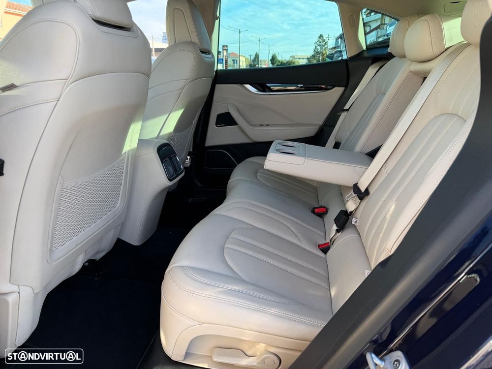 Maserati Levante 3.0 V6 Gransport - 10