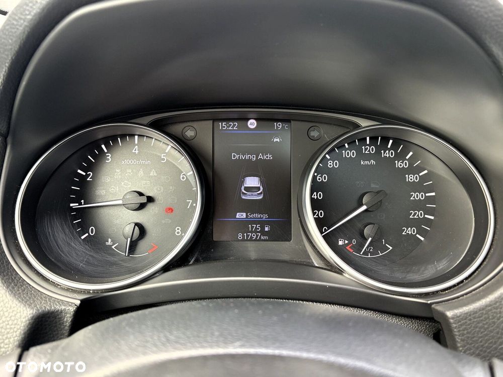 Nissan Qashqai 1.3 DIG-T N-Connecta - 14