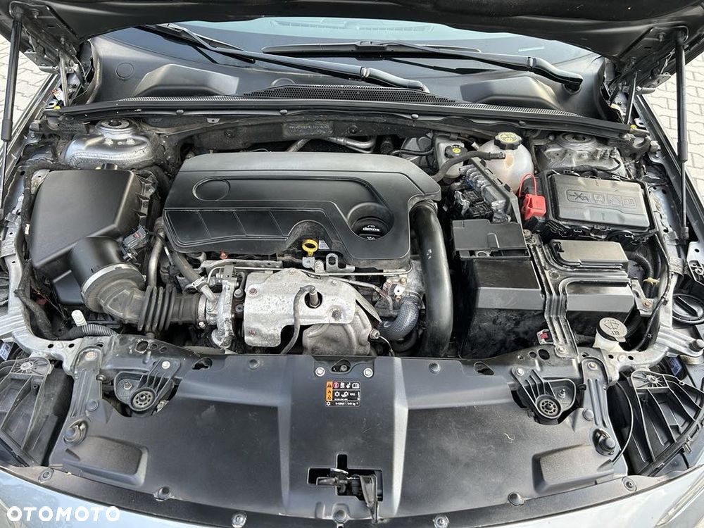 Opel Insignia 1.6 Automatik Dynamic - 9