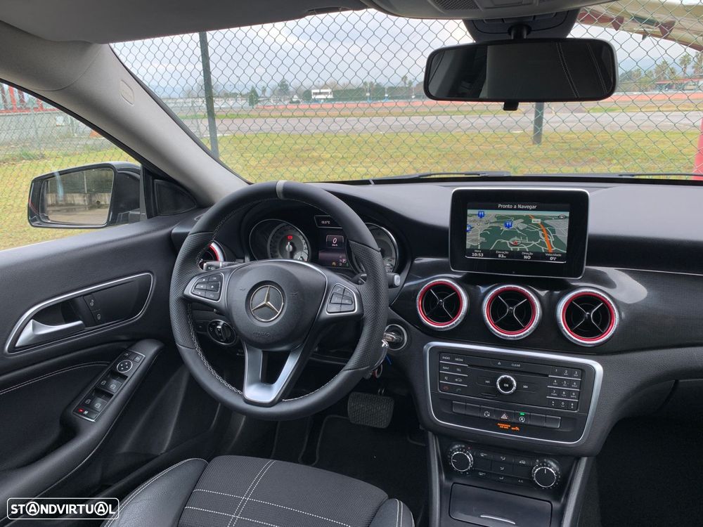 Mercedes-Benz CLA 200 d Shooting Brake AMG Line Aut. - 15