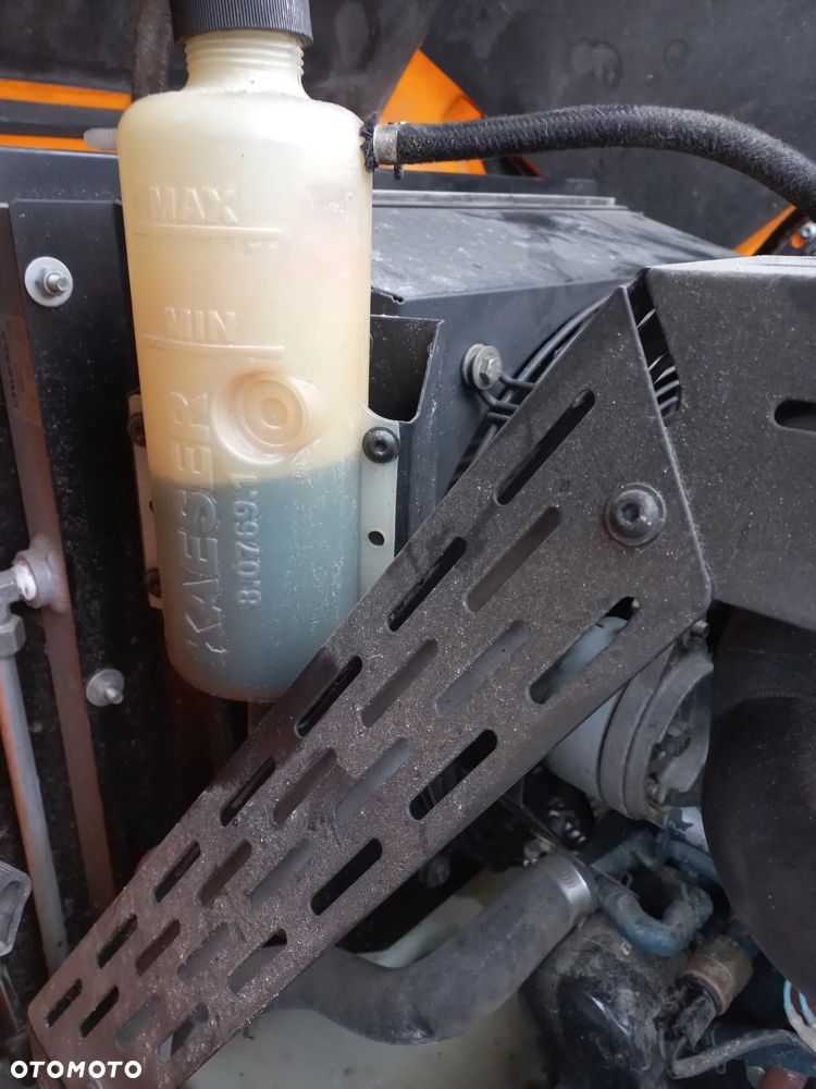 Części KAESER M31 silnik KUBOTA D1105-T-EU1,3KBXL01.5BAD,CHŁODNICA,przystawka,kompresor,śróba,pokrywa,szafa sterująca. - 10