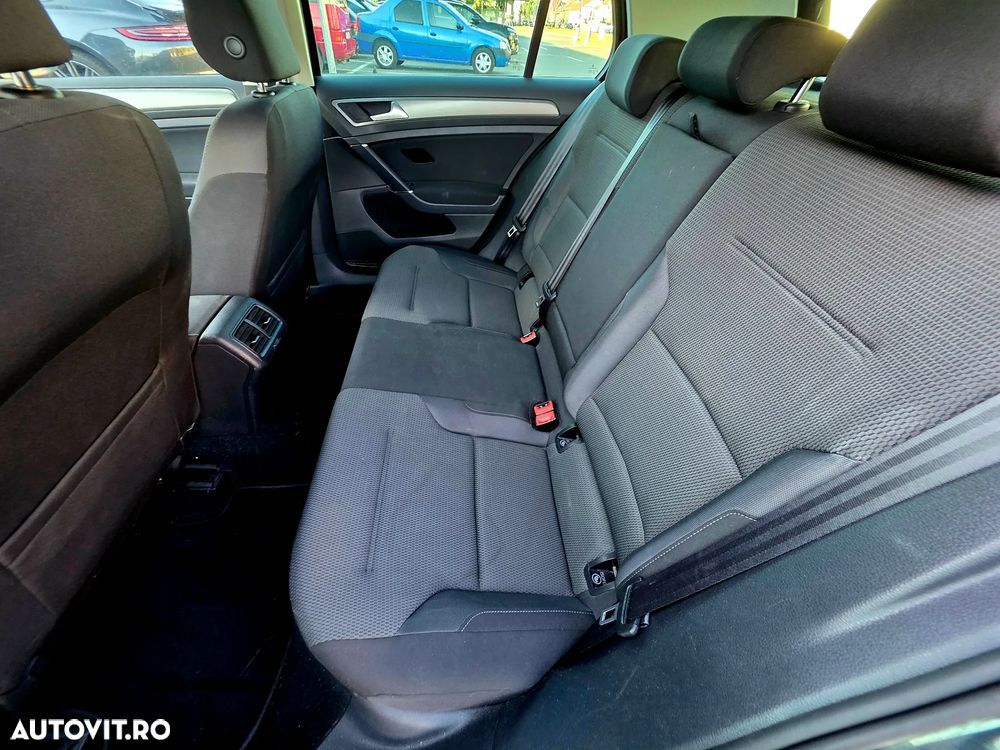 Volkswagen Golf 1.2 TSI BlueMotion Technology Comfortline - 10