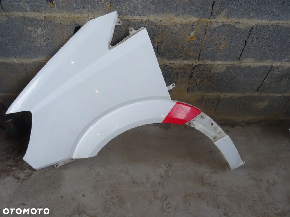 Błotnik Lewy Przód Mercedes Sprinter W906 313 CDi