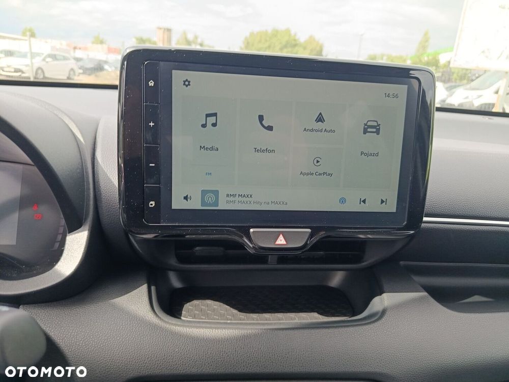 Toyota Yaris Hybrid 1.5 Style - 19