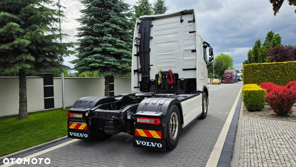 Volvo VOLVO///FH///500///2023/// GLOBETROTTER///XXL///1 TURBINA/// NOWE OPONY///KLIMATYZACJA POSTOJOWA///ZABUDOWY MIĘDZYOSIOWE///KAMERA/// VIRTUAL COCPIT///TABLET///STAN  BARDZO DOBRY - 5