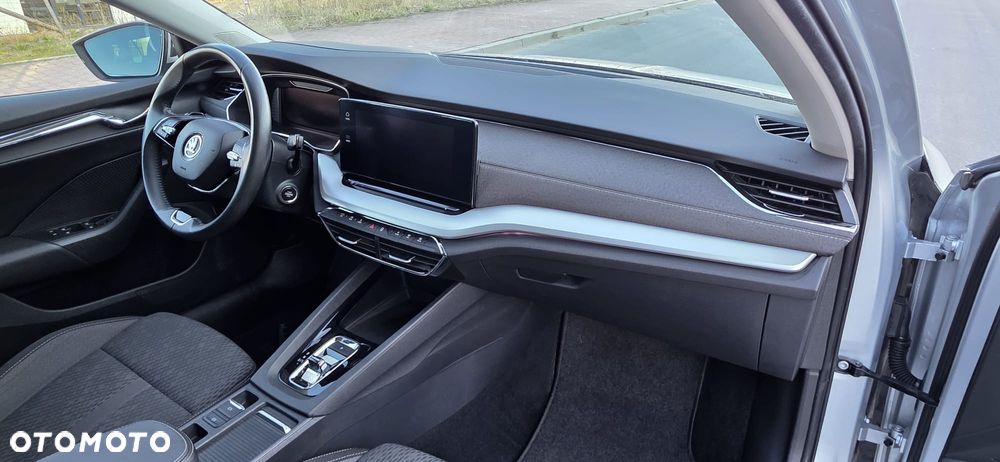 Skoda Octavia 2.0 TDI DSG Style - 8