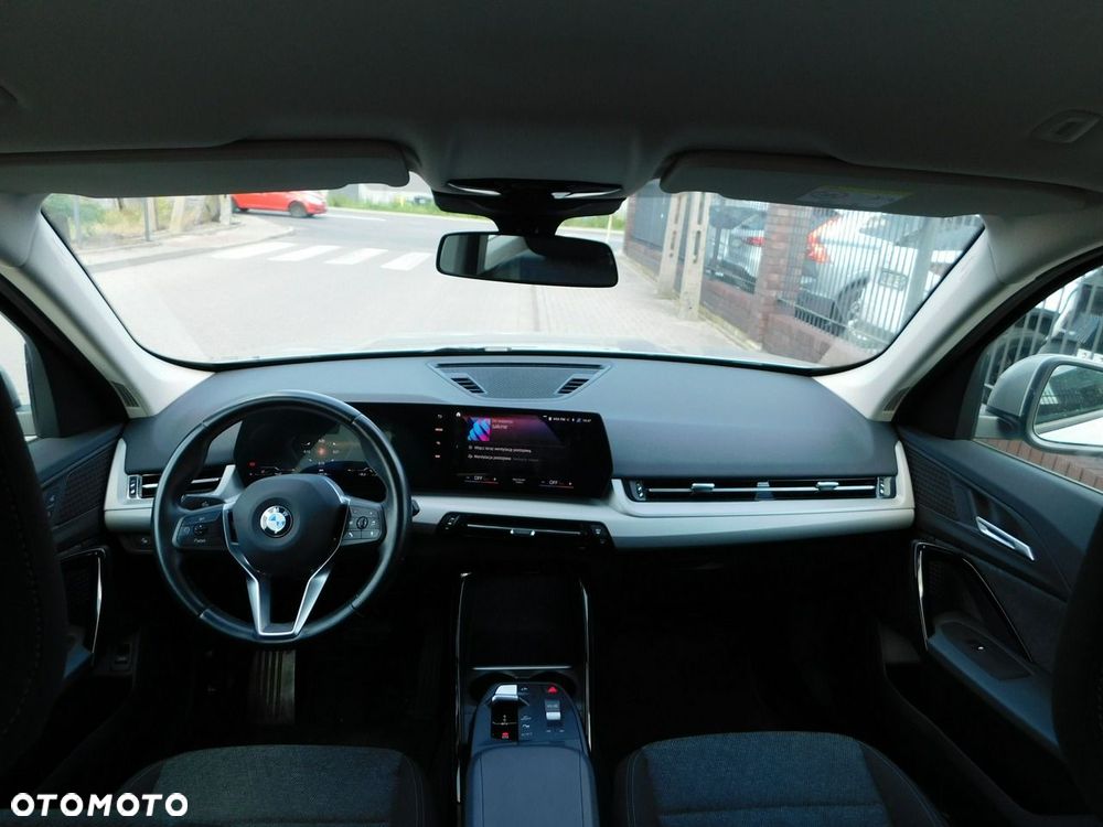 BMW X1 sDrive18d Business Edition - 8