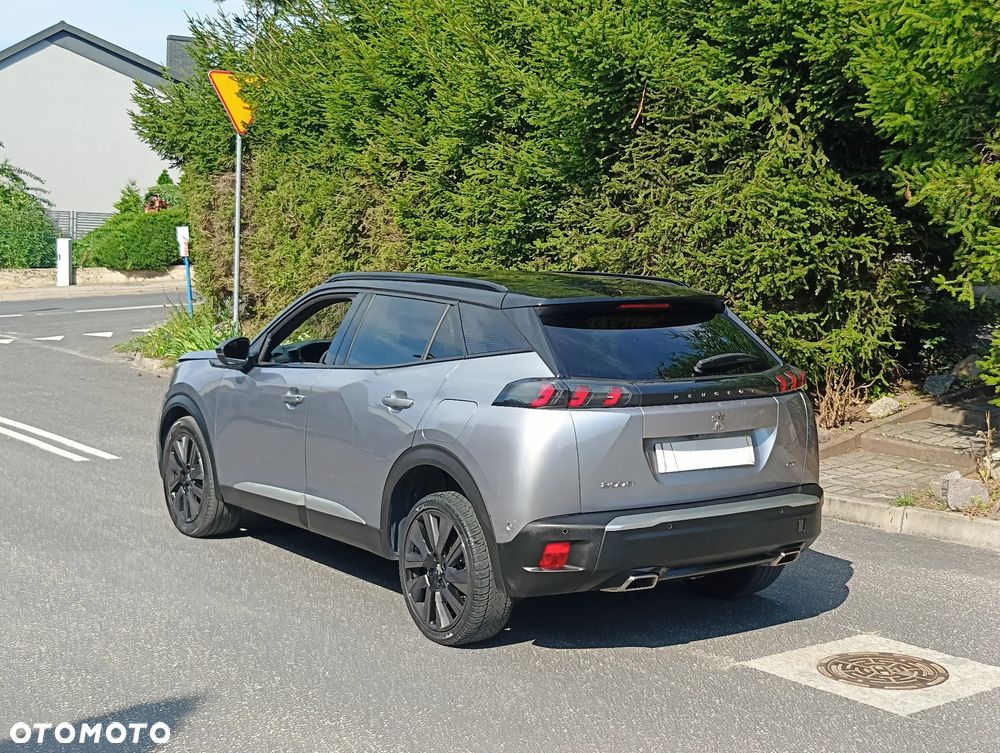 Peugeot 2008 PureTech 155 EAT8 GT - 29