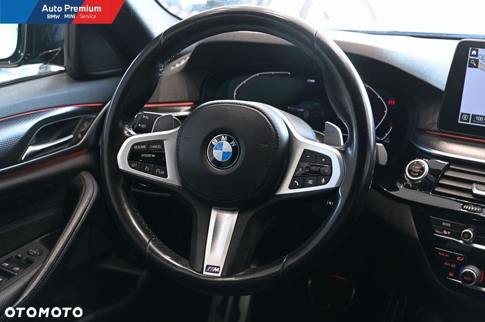 BMW Seria 5 520d M Sport sport - 14