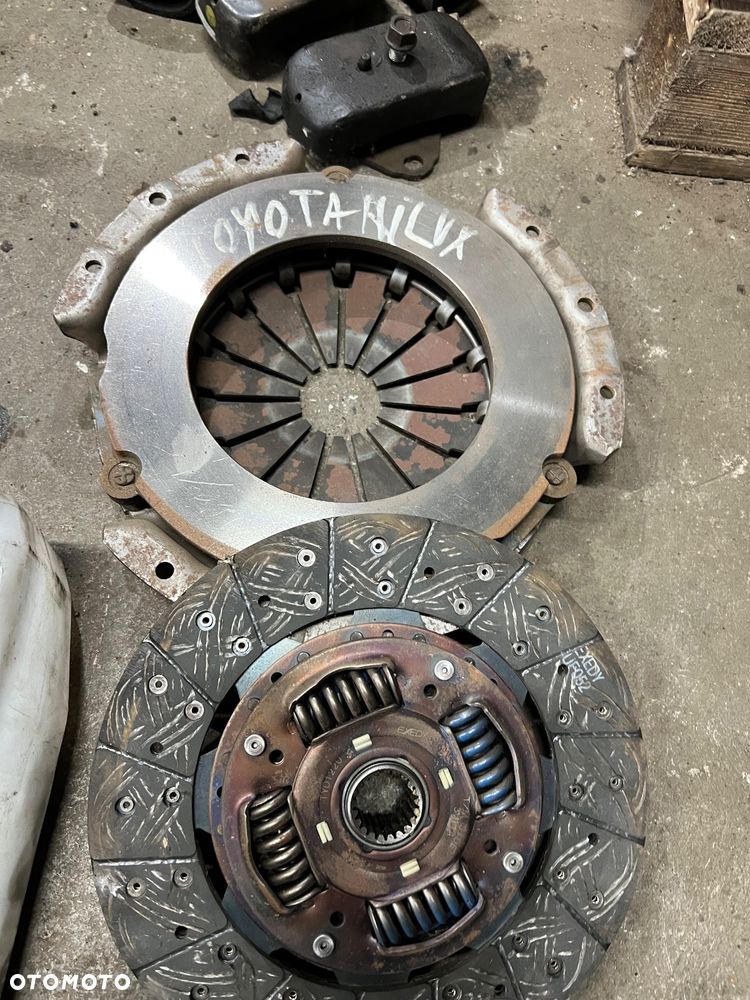 Sprzęgło tarcza i docisk toyota hilux hiace 120 2.5 3.0d4d - 1