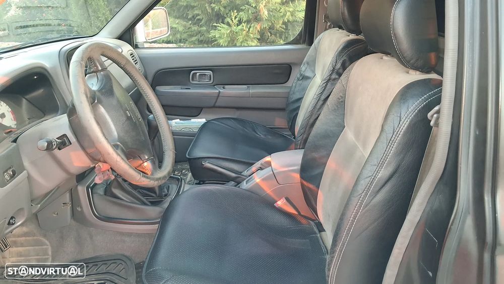 Nissan Pick Up 2.5 TD King Cab Navara - 12