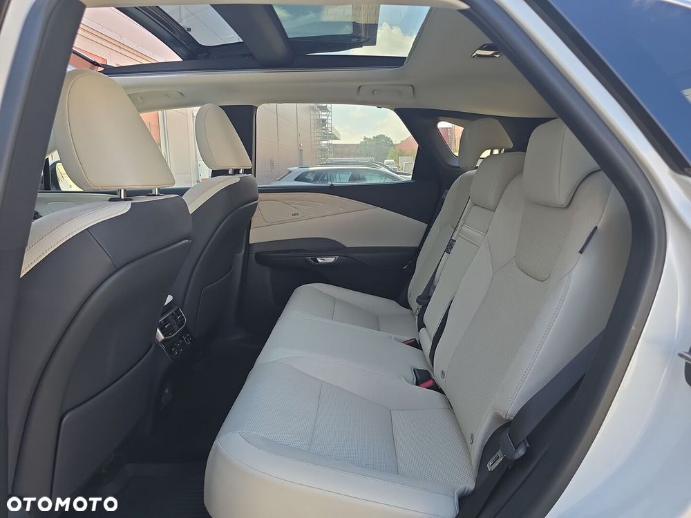 Lexus RX - 13