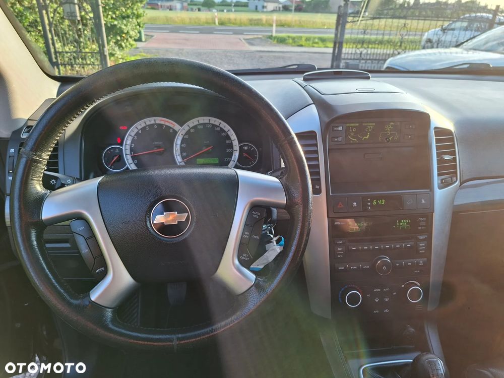 Chevrolet Captiva 2.4 4WD 7 Sitzer LT - 12