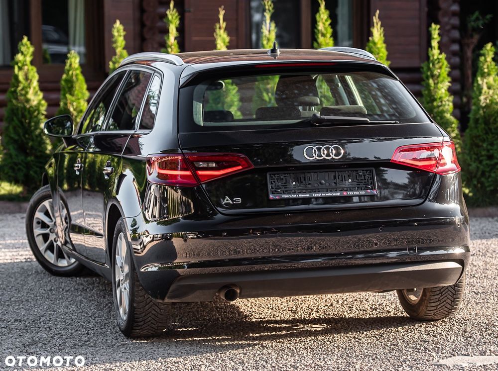 Audi A3 Sportback 1.6 TDI Attraction - 9