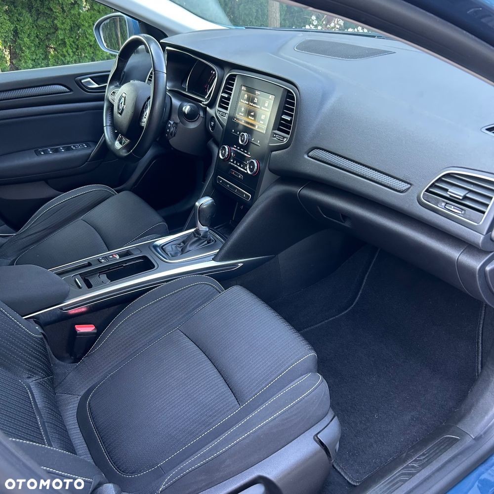 Renault Megane TCe 140 GPF EDC EQUILIBRE - 29