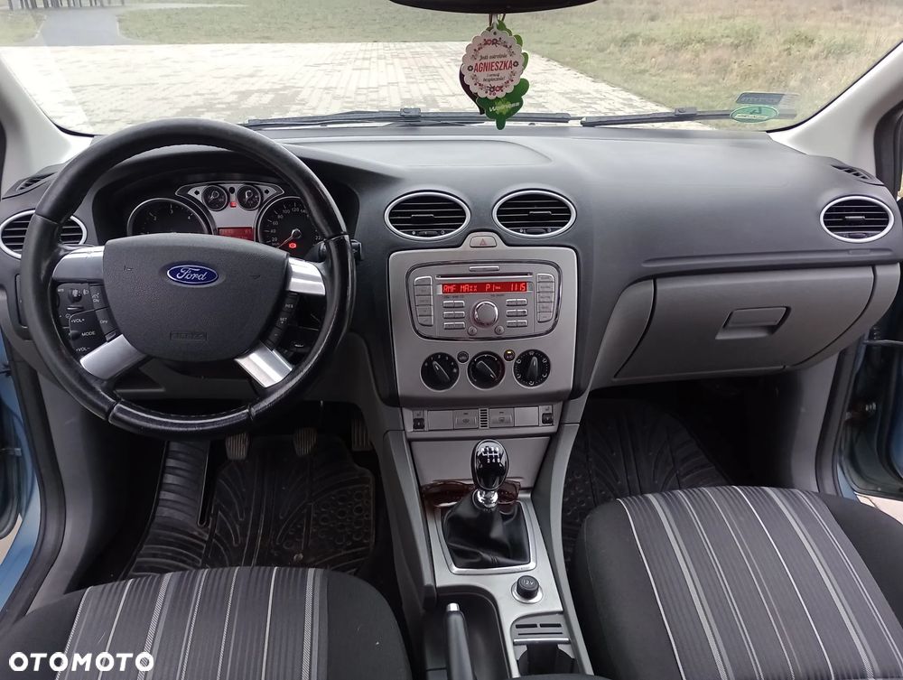 Ford Focus 2.0 TDCi Ghia - 6