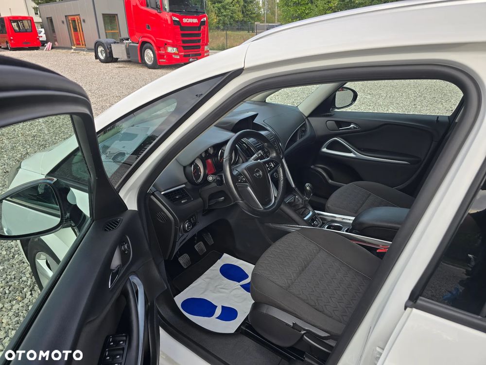 Opel Zafira - 20