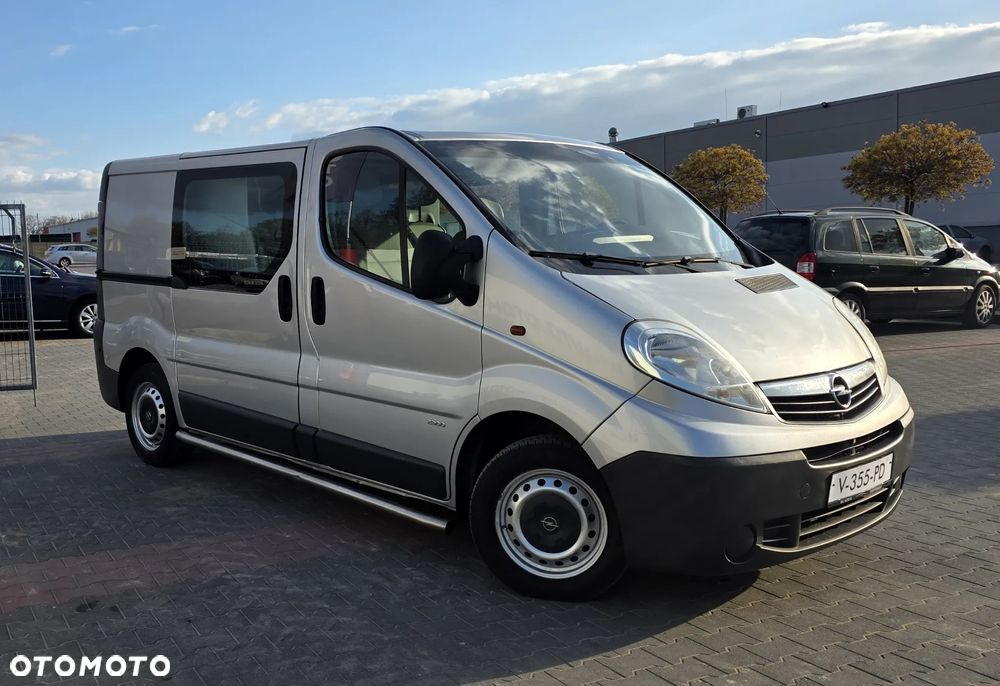 Opel VIVARO - 2