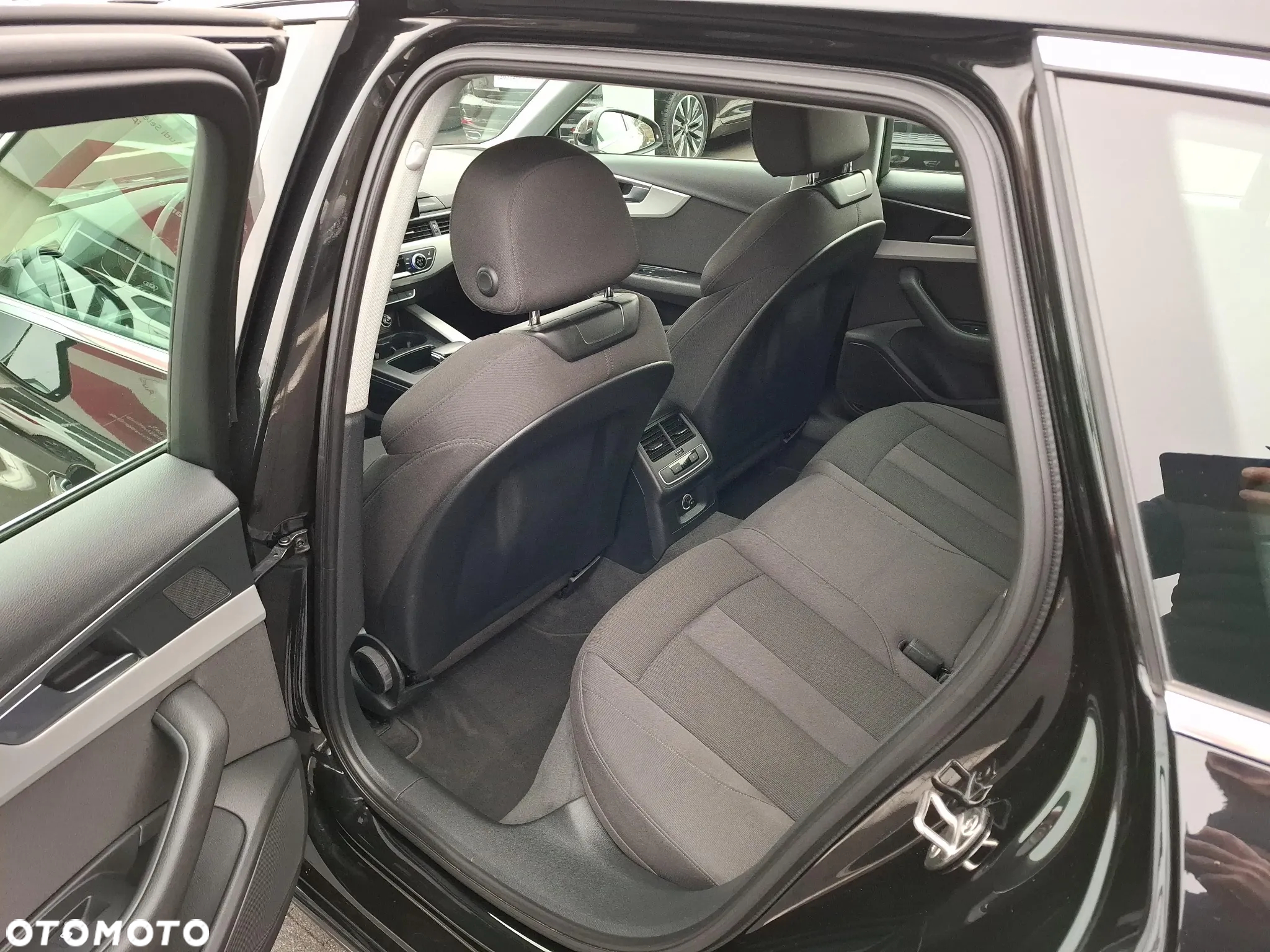 Audi A4 40 TDI Advanced S tronic - 10