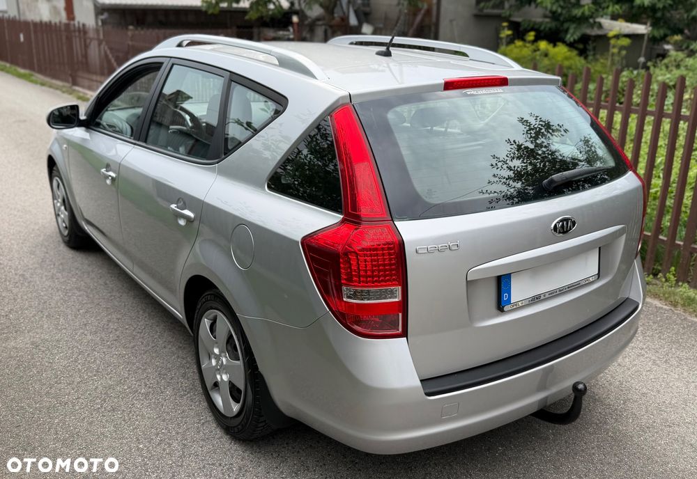 Kia Ceed 1.4 Comfort - 4