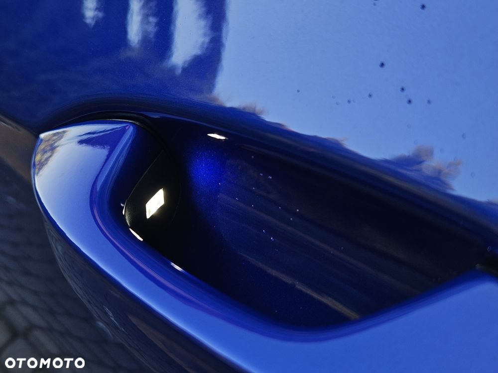 Volkswagen Golf - 25