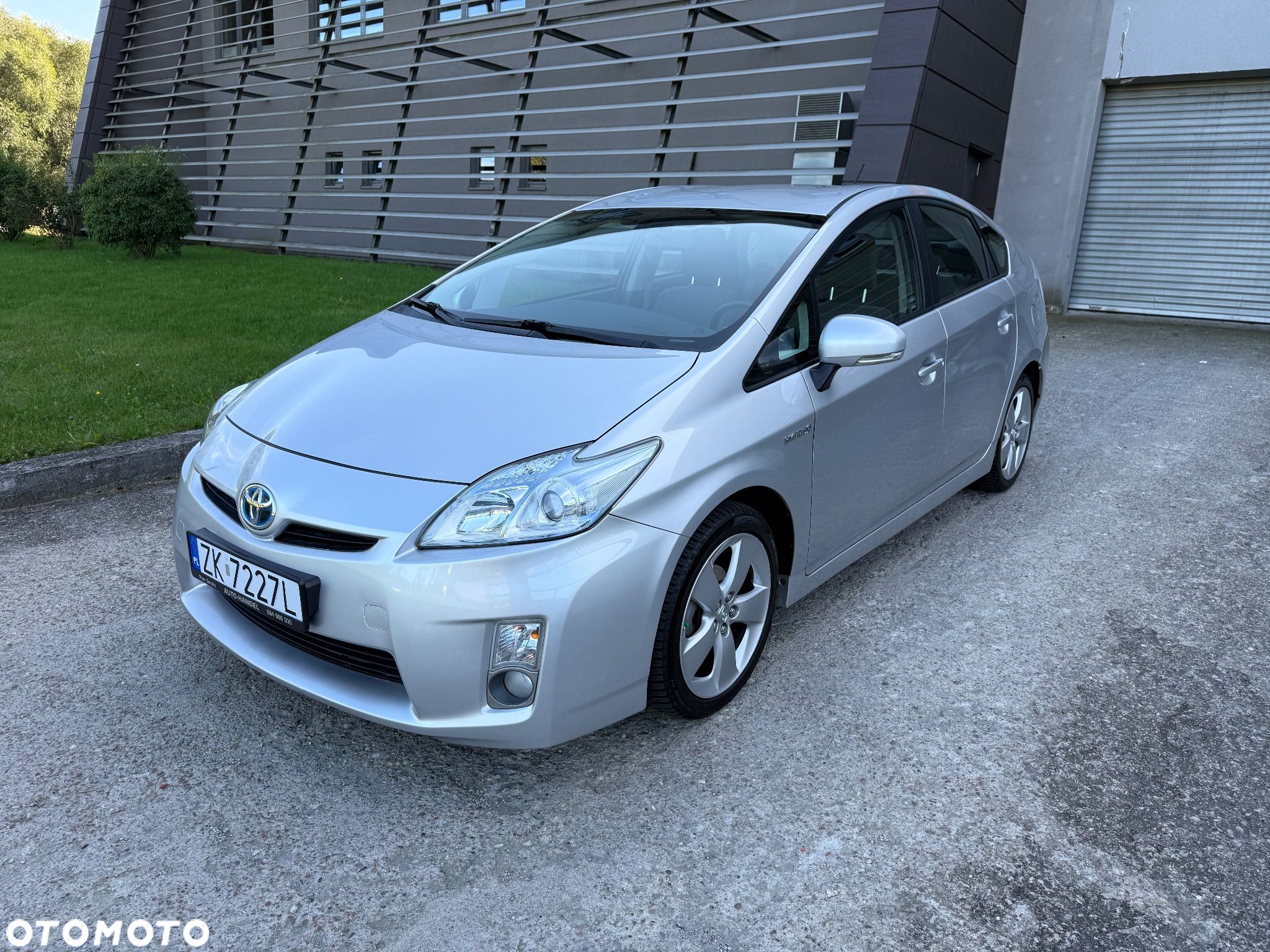 Toyota Prius - 1