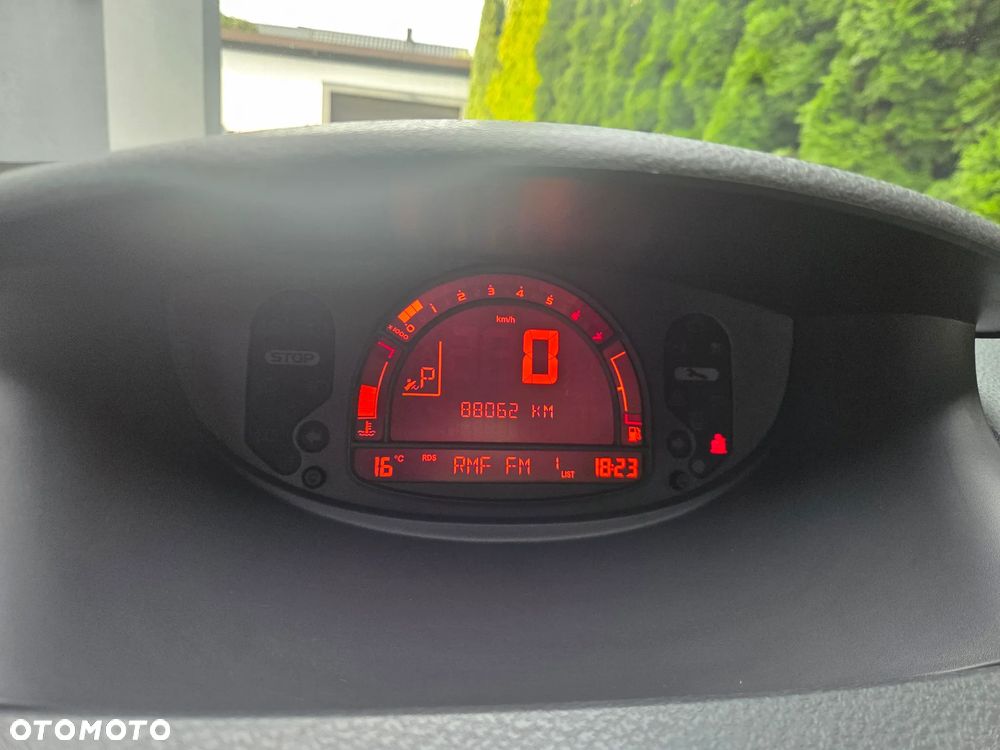 Renault Modus - 28