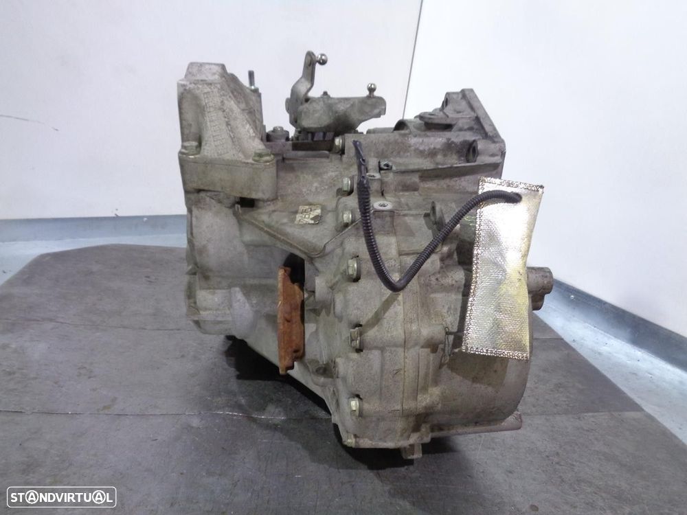 CAIXA VELOCIDADES SKODA OCTAVIA I COMBI 2001 -FEM - 1