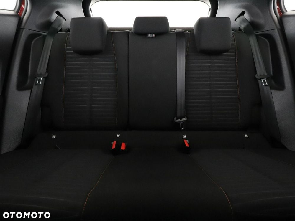 Peugeot 2008 PureTech 100 Business - 19