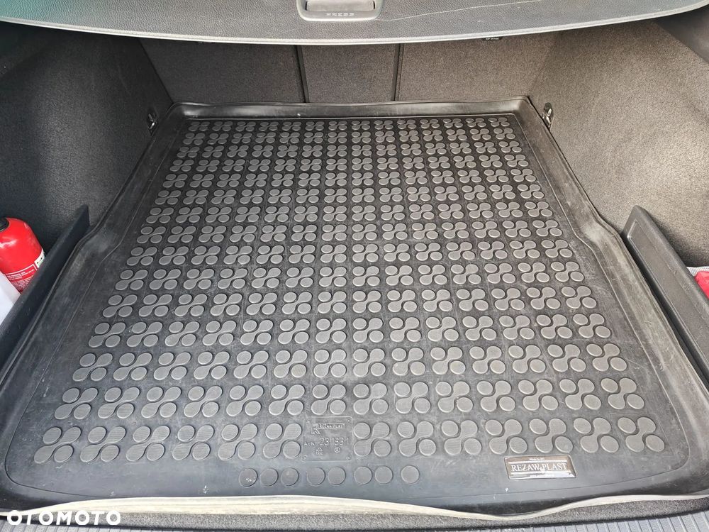 Volkswagen Passat Variant - 30