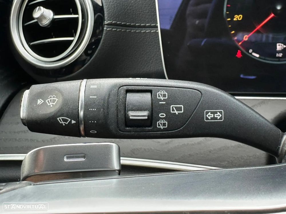 Mercedes-Benz E 300 de AMG Line - 21
