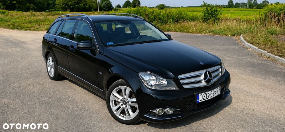 Mercedes-Benz Klasa C 200 (BlueEFFICIENCY) Avantgarde - 3