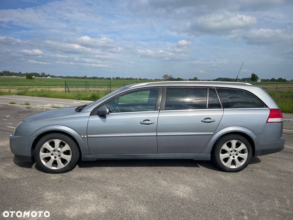 Opel Vectra 1.9 CDTI Essentia - 4