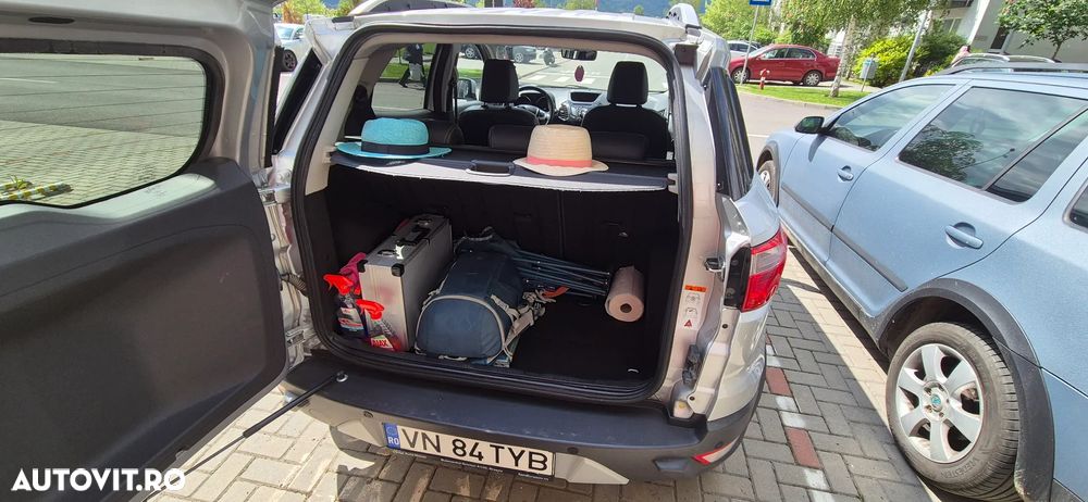 Ford EcoSport 1.5 Ti-VCT Powershift Titanium - 9