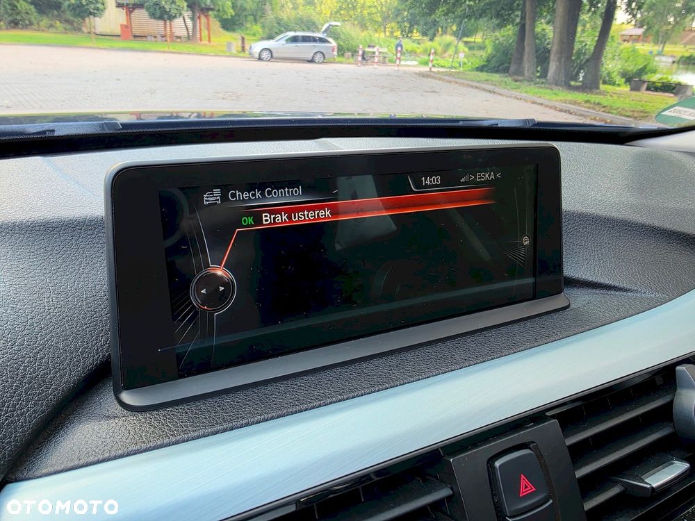 BMW Seria 3 318d Modern Line - 32
