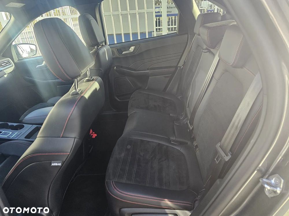 Ford Kuga 2.5P PHEV FWD Graphite Tech Edition e-CVT - 10