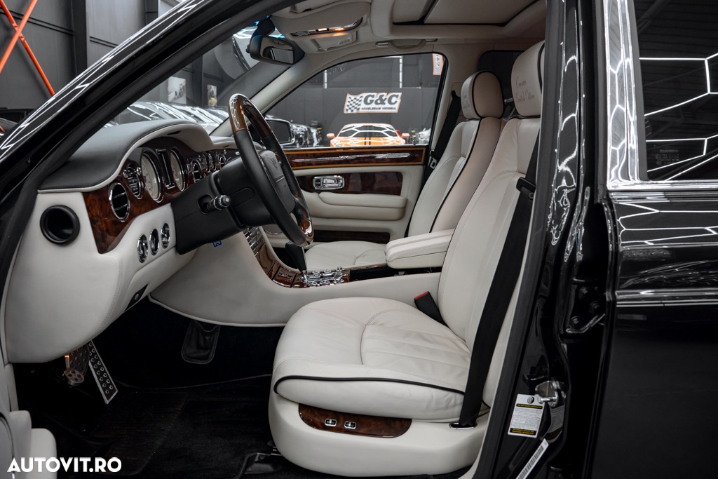 Bentley Arnage RL - 14
