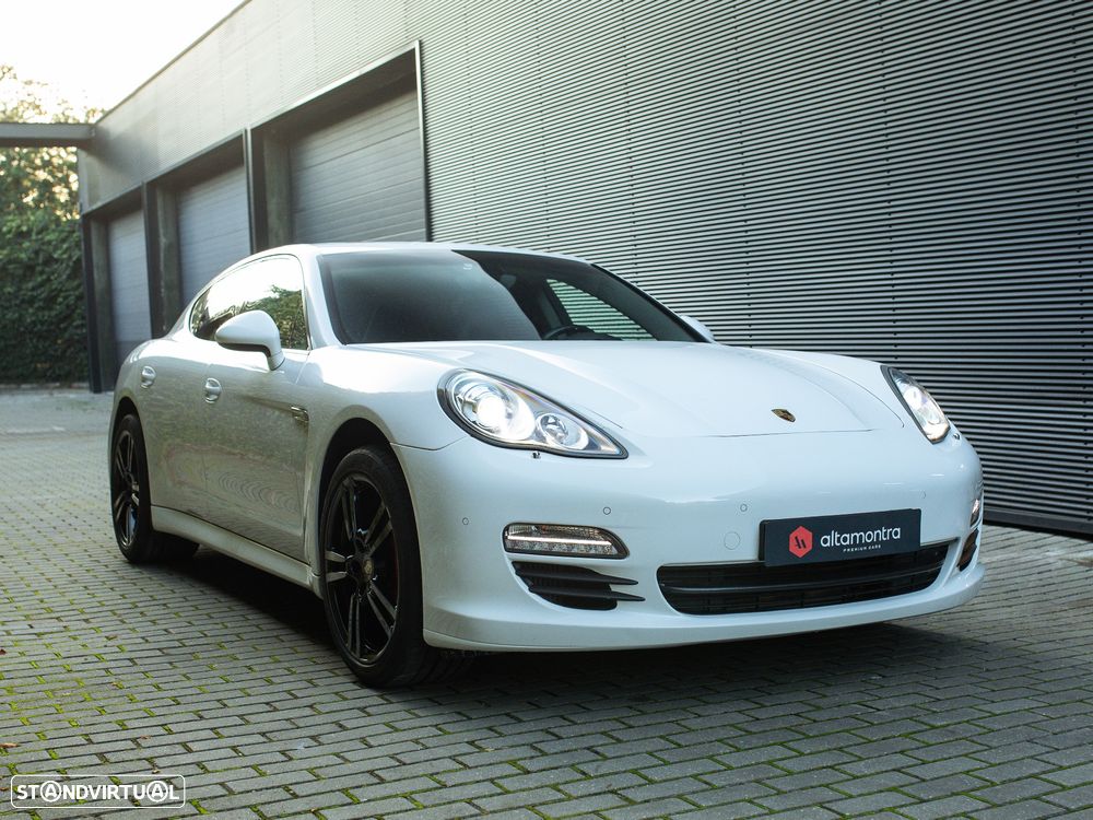 Porsche Panamera Standard - 2