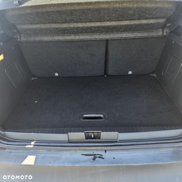 Renault Captur dCi 90 EDC Helly Hansen - 10