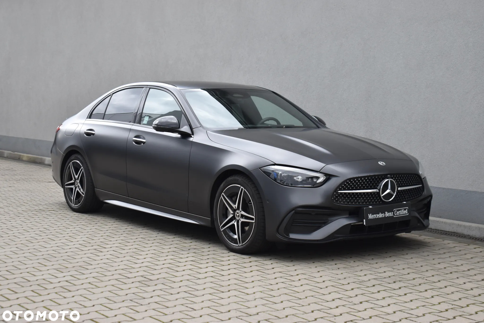 Mercedes-Benz Klasa C 220 d 9G-TRONIC 4Matic Edition AMG Line - 3