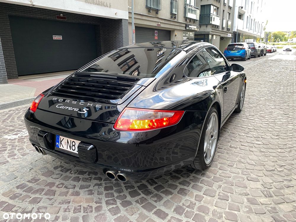 Porsche 911 Carrera S - 7