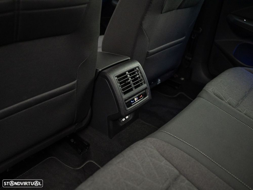 VW Golf 1.5 TSI e-Hybrid Life DSG - 46