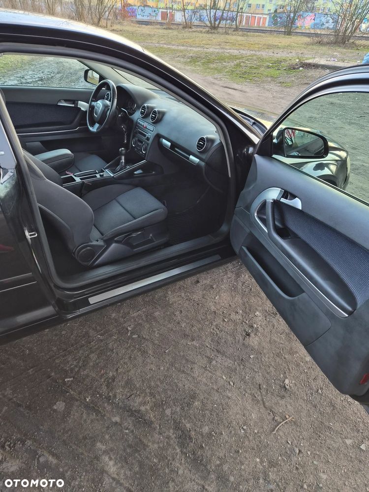 Audi A3 3-drzwiowe 2.0 TDI Quattro Ambiente - 26