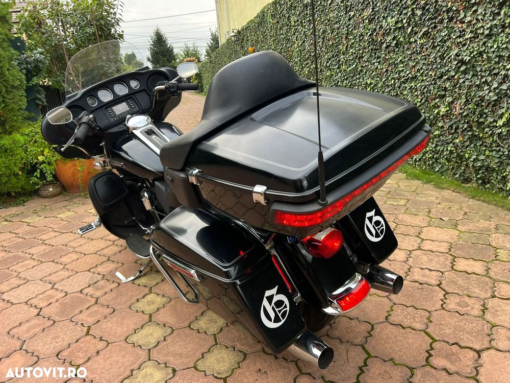 Harley-Davidson Electra Glide Ultra Classic - 2